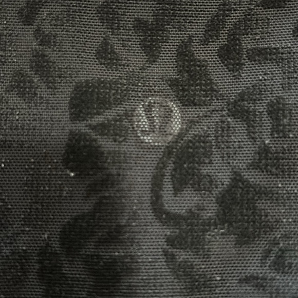 Lululemon Black Mesh Side Legging - Picture 6 of 12